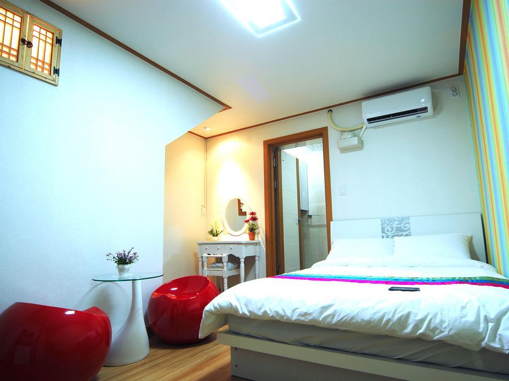 Mago Guesthouse Seoul Ruang foto
