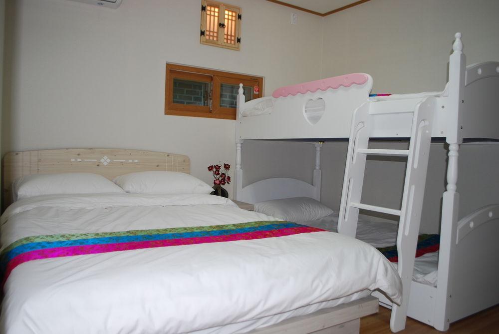 Mago Guesthouse Seoul Bagian luar foto