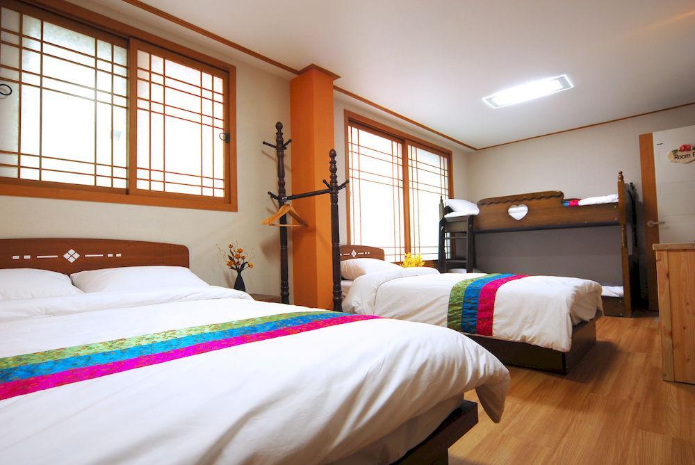 Mago Guesthouse Seoul Bagian luar foto